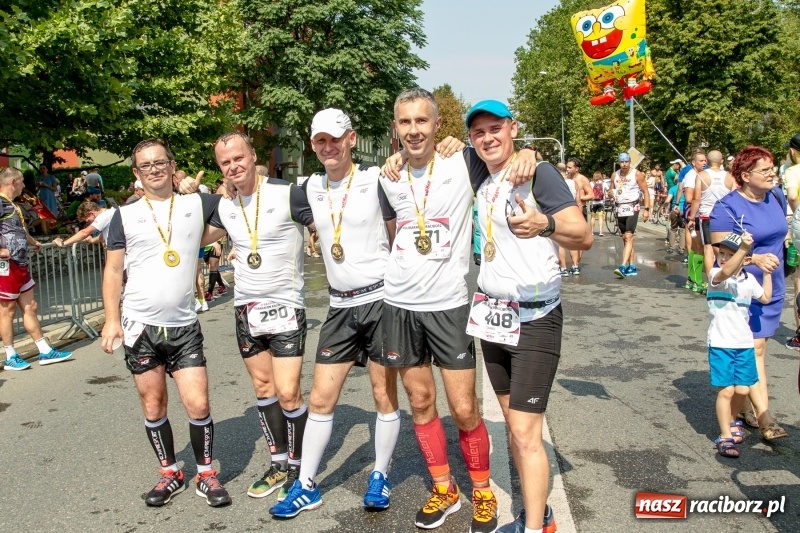 Zdjęcie w galerii na portalu naszraciborz.pl: Wysiłek, litry potu, radość i satysfakcja - oblicza III Rafako Półmaratonu  wiadomości z regionu