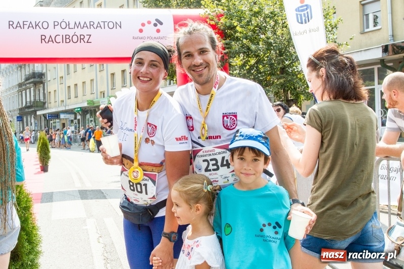 Zdjęcie w galerii na portalu naszraciborz.pl: Wysiłek, litry potu, radość i satysfakcja - oblicza III Rafako Półmaratonu  wiadomości z regionu