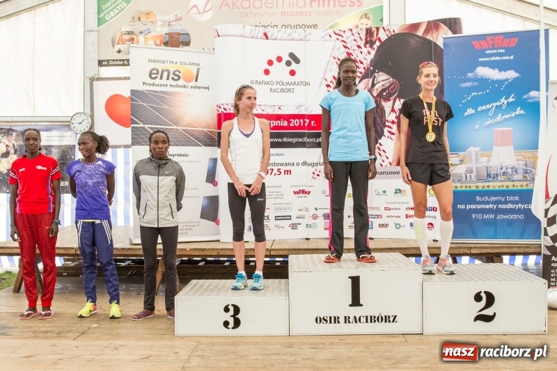 Zdjęcie w galerii na portalu naszraciborz.pl: Wysiłek, litry potu, radość i satysfakcja - oblicza III Rafako Półmaratonu  wiadomości z regionu