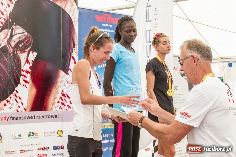 Zdjęcie w galerii na portalu naszraciborz.pl: Wysiłek, litry potu, radość i satysfakcja - oblicza III Rafako Półmaratonu  wiadomości z regionu