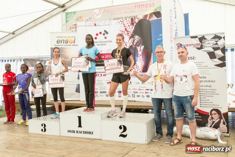 Zdjęcie w galerii na portalu naszraciborz.pl: Wysiłek, litry potu, radość i satysfakcja - oblicza III Rafako Półmaratonu  wiadomości z regionu