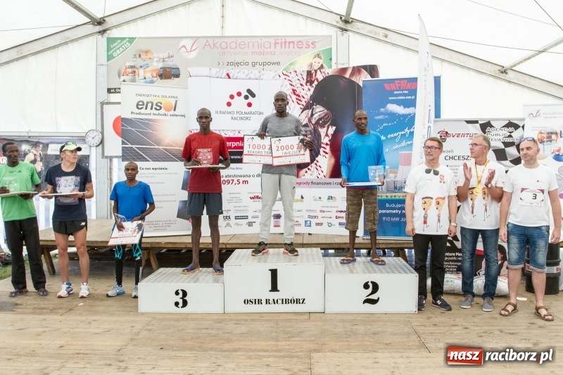 Zdjęcie w galerii na portalu naszraciborz.pl: Wysiłek, litry potu, radość i satysfakcja - oblicza III Rafako Półmaratonu  wiadomości z regionu