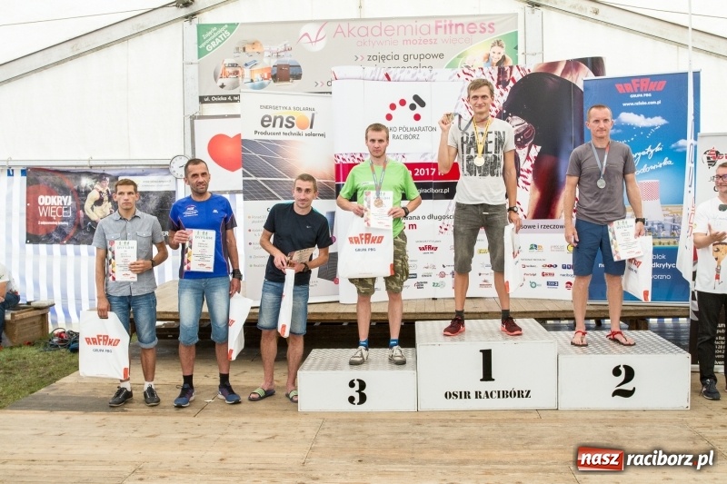 Zdjęcie w galerii na portalu naszraciborz.pl: Wysiłek, litry potu, radość i satysfakcja - oblicza III Rafako Półmaratonu  wiadomości z regionu