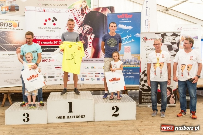 Zdjęcie w galerii na portalu naszraciborz.pl: Wysiłek, litry potu, radość i satysfakcja - oblicza III Rafako Półmaratonu  wiadomości z regionu
