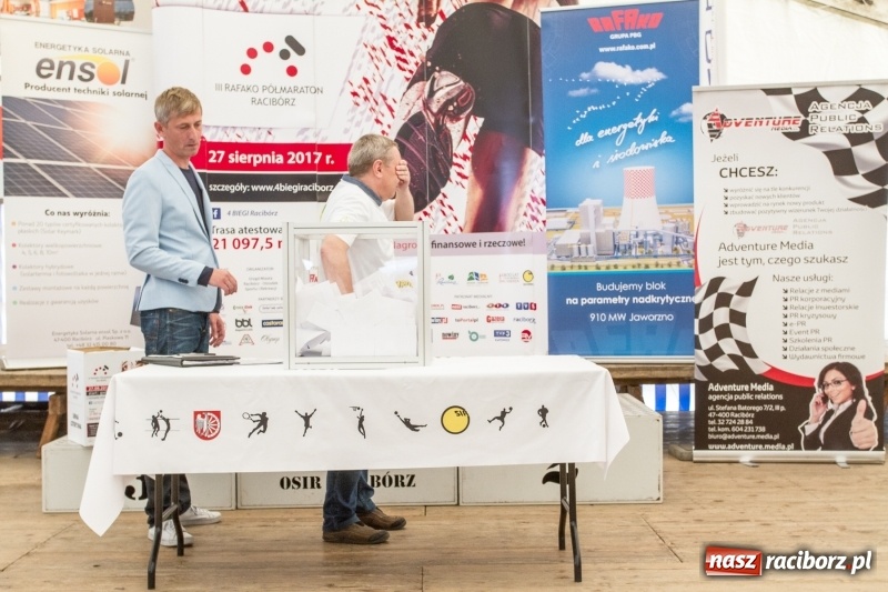 Zdjęcie w galerii na portalu naszraciborz.pl: Wysiłek, litry potu, radość i satysfakcja - oblicza III Rafako Półmaratonu  wiadomości z regionu