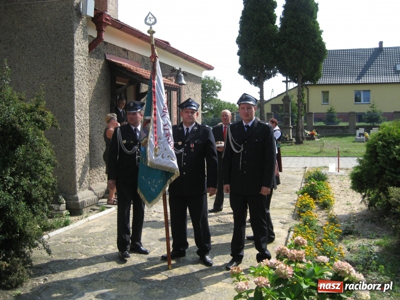 Zdjęcie w galerii na portalu naszraciborz.pl: W Kobyli uroczyście i radośnie świętowano zakończenie tegorocznych żniw wiadomości z regionu