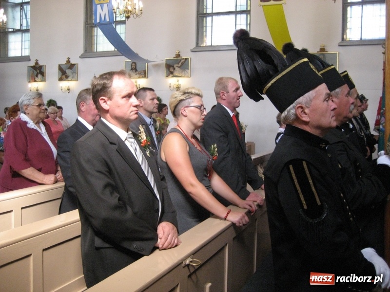 Zdjęcie w galerii na portalu naszraciborz.pl: W Kobyli uroczyście i radośnie świętowano zakończenie tegorocznych żniw wiadomości z regionu