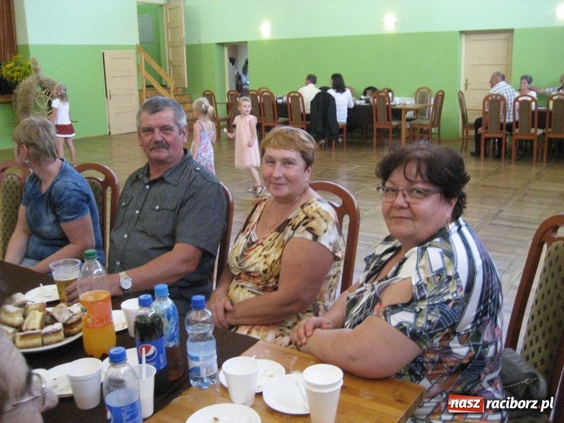 Zdjęcie w galerii na portalu naszraciborz.pl: W Kobyli uroczyście i radośnie świętowano zakończenie tegorocznych żniw wiadomości z regionu