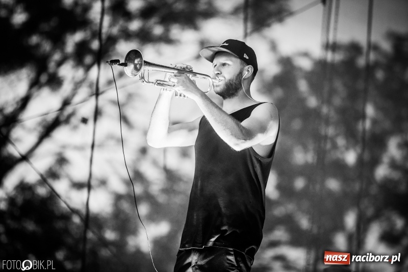 Zdjęcie w galerii na portalu naszraciborz.pl: Kamil Bednarek gwiazdą dożynek wojewódzkich w Tworkowie wiadomości z regionu