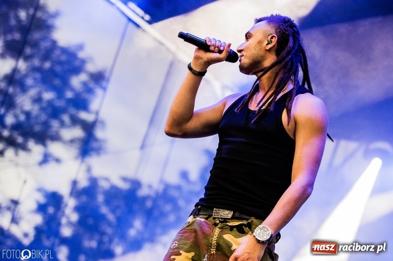 Zdjęcie w galerii na portalu naszraciborz.pl: Kamil Bednarek gwiazdą dożynek wojewódzkich w Tworkowie wiadomości z regionu