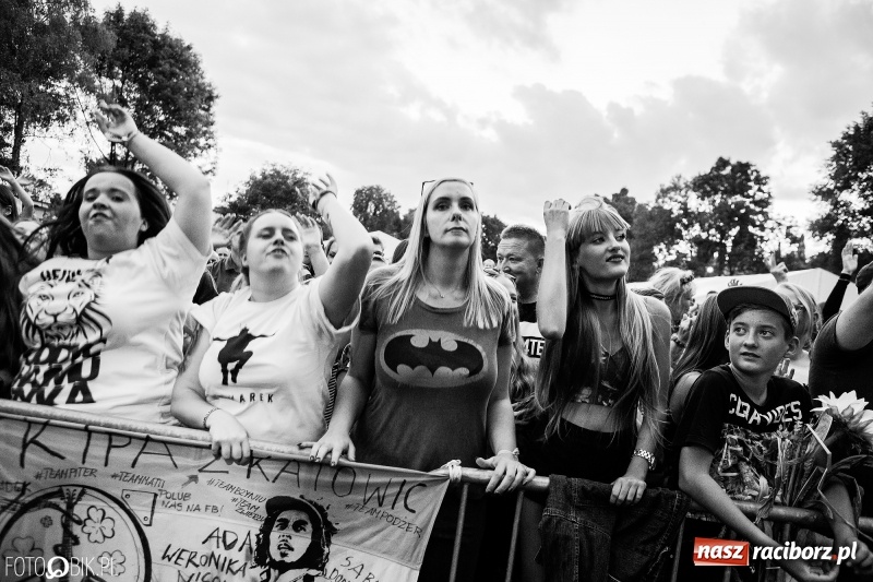 Zdjęcie w galerii na portalu naszraciborz.pl: Kamil Bednarek gwiazdą dożynek wojewódzkich w Tworkowie wiadomości z regionu