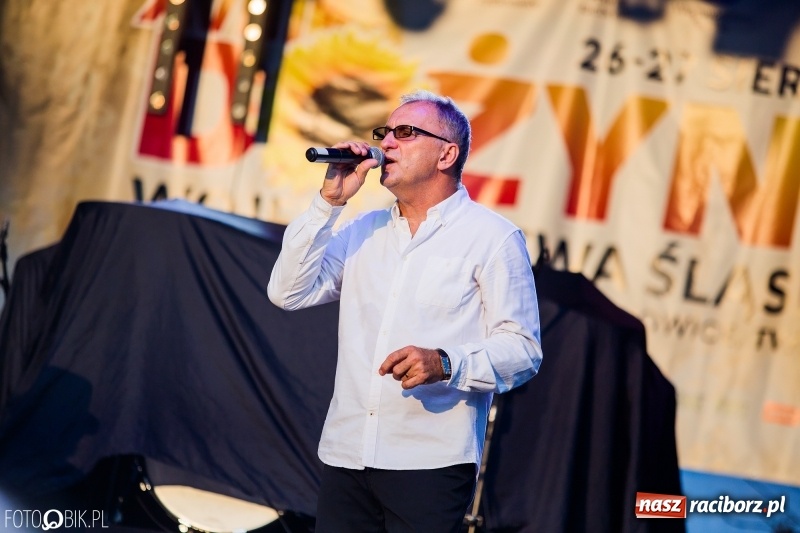 Zdjęcie w galerii na portalu naszraciborz.pl: Kamil Bednarek gwiazdą dożynek wojewódzkich w Tworkowie wiadomości z regionu