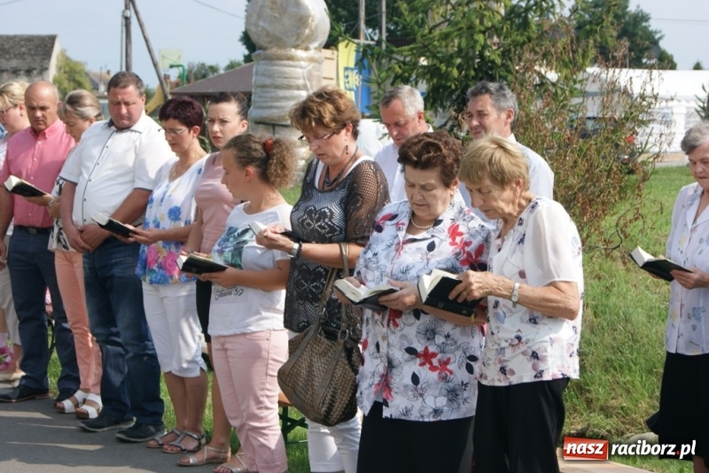 Zdjęcie w galerii na portalu naszraciborz.pl: Dożynki 2017. Lasaki zorganizowały święto plonów dla sławikowskiej parafii  wiadomości z regionu