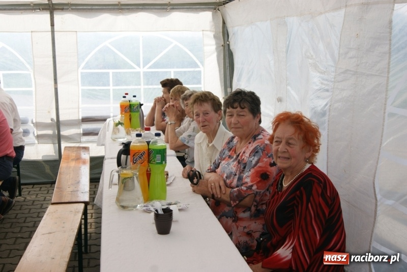 Zdjęcie w galerii na portalu naszraciborz.pl: Dożynki 2017. Lasaki zorganizowały święto plonów dla sławikowskiej parafii  wiadomości z regionu