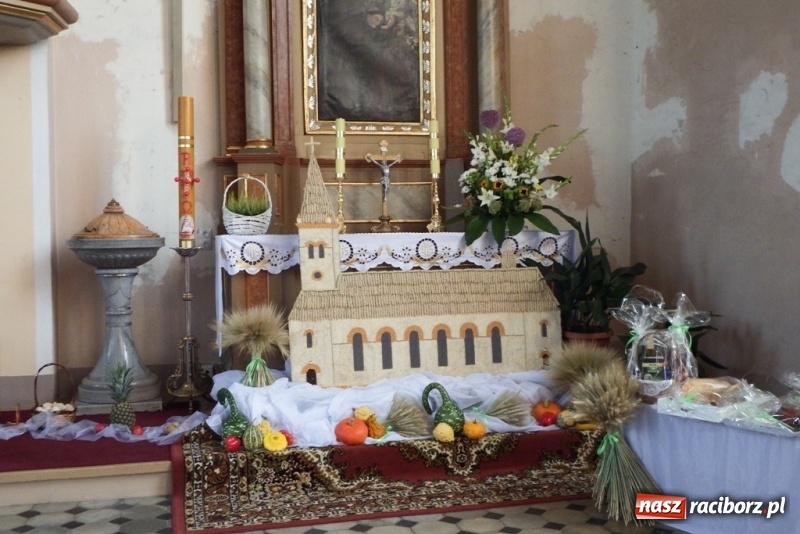 Zdjęcie w galerii na portalu naszraciborz.pl: Dożynki 2017. Lasaki zorganizowały święto plonów dla sławikowskiej parafii  wiadomości z regionu