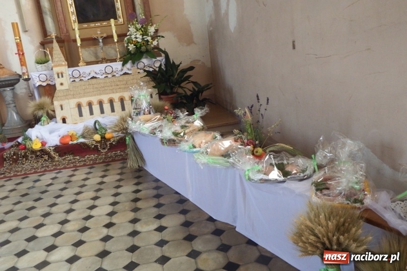 Zdjęcie w galerii na portalu naszraciborz.pl: Dożynki 2017. Lasaki zorganizowały święto plonów dla sławikowskiej parafii  wiadomości z regionu