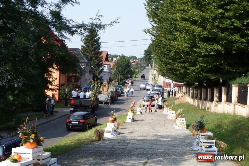 Zdjęcie w galerii na portalu naszraciborz.pl: Dożynki 2017. Lasaki zorganizowały święto plonów dla sławikowskiej parafii  wiadomości z regionu
