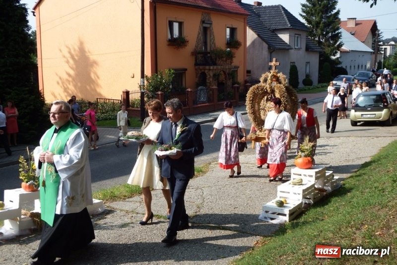 Zdjęcie w galerii na portalu naszraciborz.pl: Dożynki 2017. Lasaki zorganizowały święto plonów dla sławikowskiej parafii  wiadomości z regionu