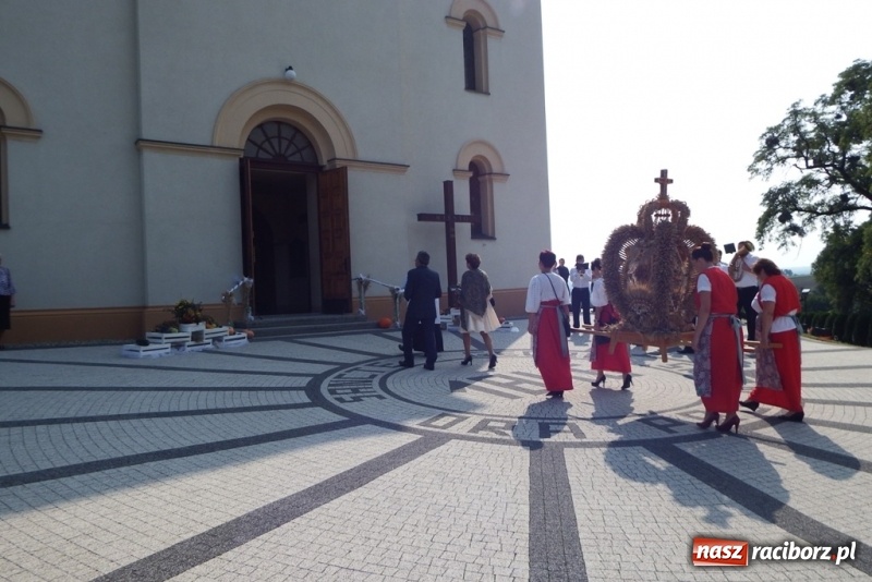Zdjęcie w galerii na portalu naszraciborz.pl: Dożynki 2017. Lasaki zorganizowały święto plonów dla sławikowskiej parafii  wiadomości z regionu