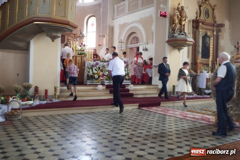 Zdjęcie w galerii na portalu naszraciborz.pl: Dożynki 2017. Lasaki zorganizowały święto plonów dla sławikowskiej parafii  wiadomości z regionu