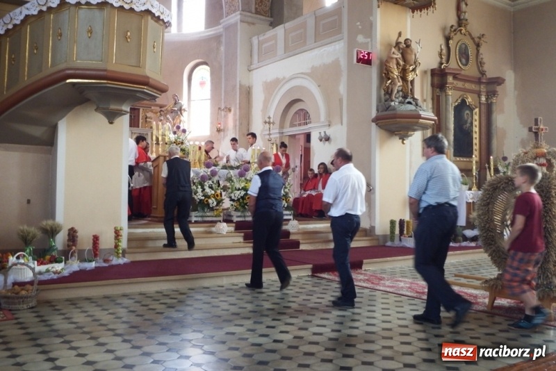 Zdjęcie w galerii na portalu naszraciborz.pl: Dożynki 2017. Lasaki zorganizowały święto plonów dla sławikowskiej parafii  wiadomości z regionu
