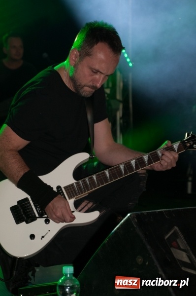 Zdjęcie w galerii na portalu naszraciborz.pl: Koncert Rafała Brzozowskiego zakończył wielkie świętowanie w Kuźni Raciborskiej  wiadomości z regionu