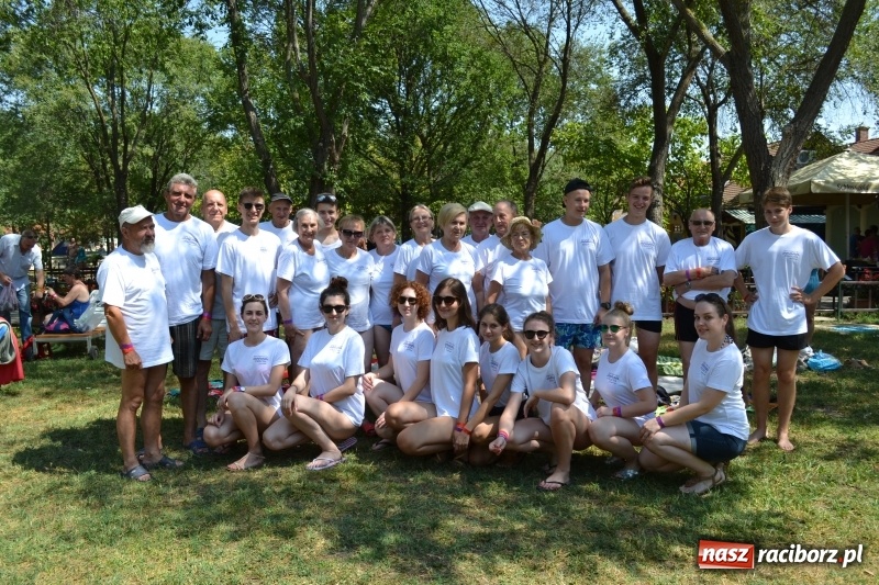 Zdjęcie w galerii na portalu naszraciborz.pl: Zespół Pieśni i Tańca Strzecha promował polski folklor na Węgrzech wiadomości z regionu