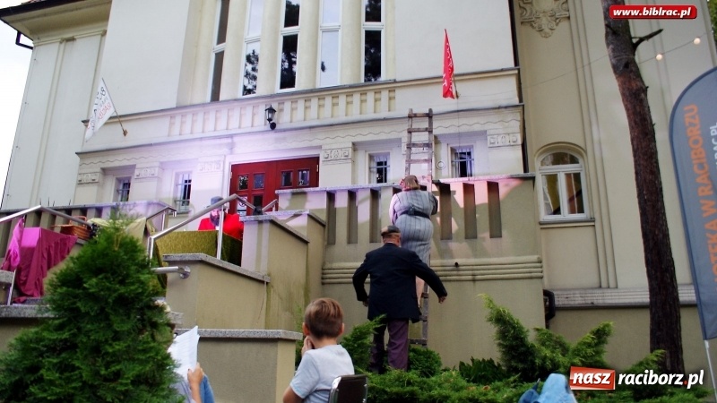 Zdjęcie w galerii na portalu naszraciborz.pl: W kancelarii dyżurnego ruchu Teatru Wodzisławskiej Ulicy  wiadomości z regionu