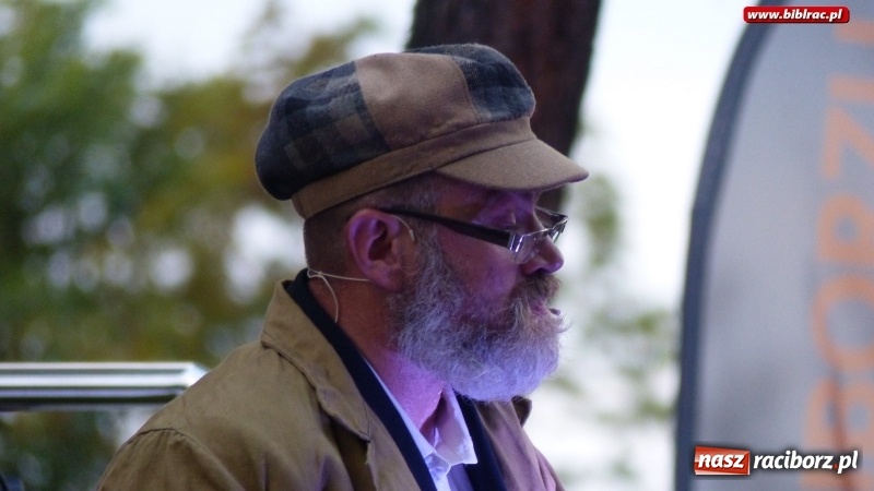 Zdjęcie w galerii na portalu naszraciborz.pl: W kancelarii dyżurnego ruchu Teatru Wodzisławskiej Ulicy  wiadomości z regionu