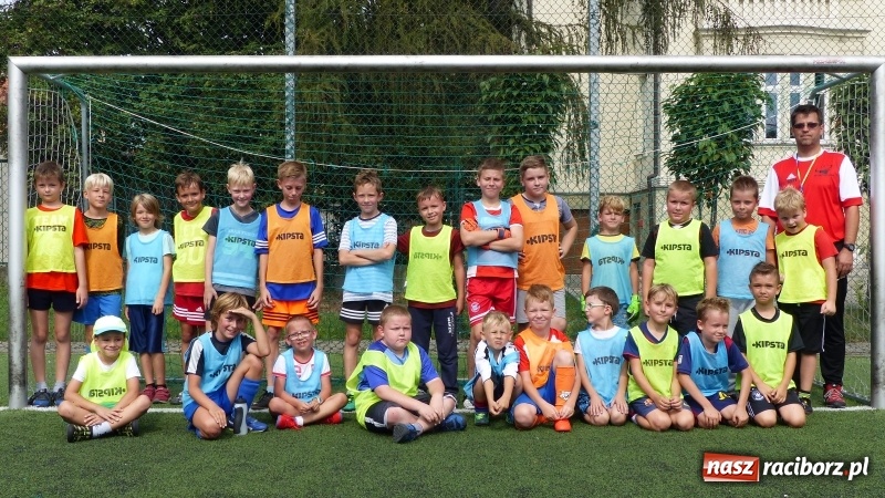 Zdjęcie w galerii na portalu naszraciborz.pl: Lato z biblioteką na sportowo wiadomości z regionu