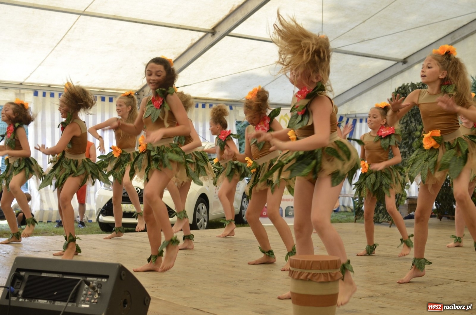 Zdjęcie w galerii na portalu naszraciborz.pl: Rafako Półmaraton Racibórz to nie tylko biegi. W ramach imprezy wystąpiły raciborskie grupy artystyczne wiadomości z regionu