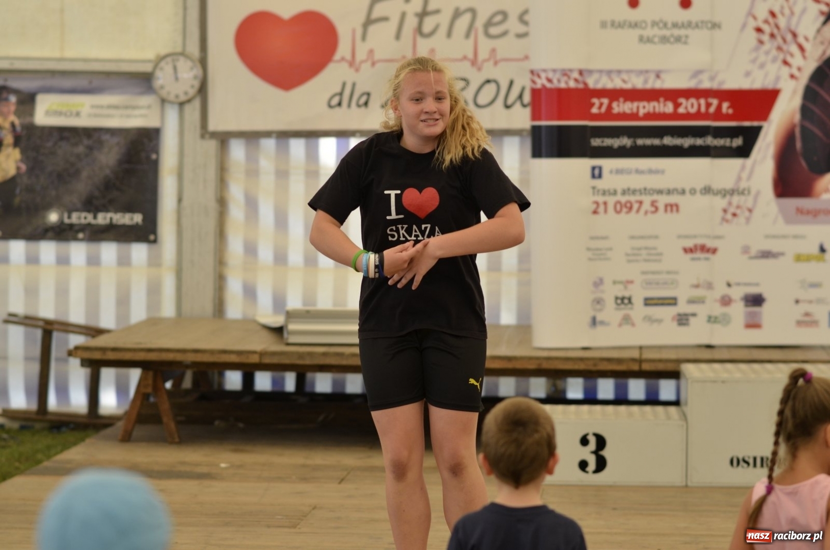 Zdjęcie w galerii na portalu naszraciborz.pl: Rafako Półmaraton Racibórz to nie tylko biegi. W ramach imprezy wystąpiły raciborskie grupy artystyczne wiadomości z regionu