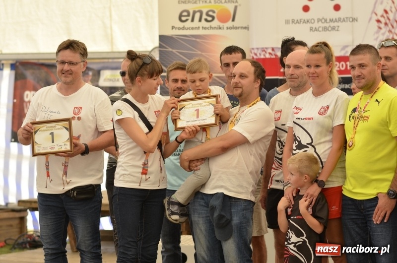 Zdjęcie w galerii na portalu naszraciborz.pl: Rafako Półmaraton Racibórz to nie tylko biegi. W ramach imprezy wystąpiły raciborskie grupy artystyczne wiadomości z regionu