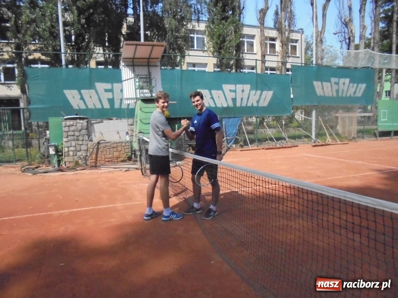 Zdjęcie w galerii na portalu naszraciborz.pl: Młodzieżowy turniej tenisowy o puchar NSZZ PZP Rafako wiadomości z regionu