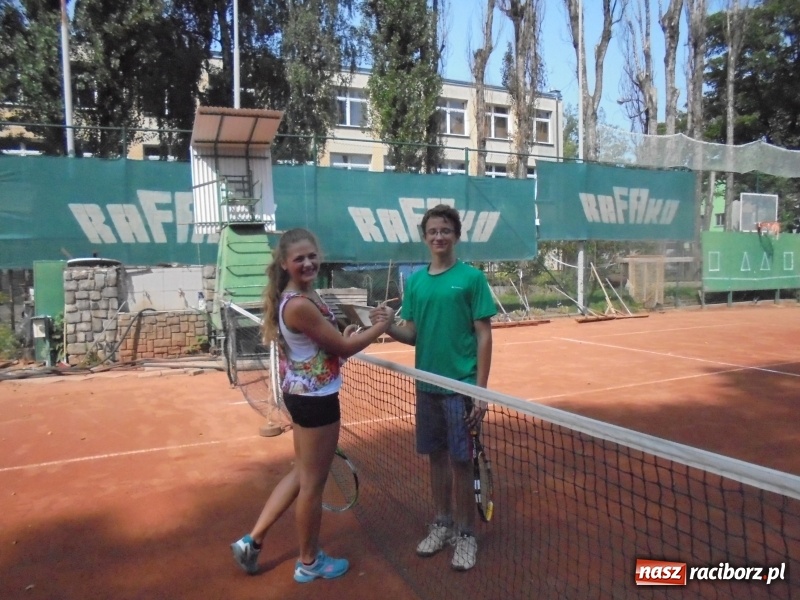 Zdjęcie w galerii na portalu naszraciborz.pl: Młodzieżowy turniej tenisowy o puchar NSZZ PZP Rafako wiadomości z regionu