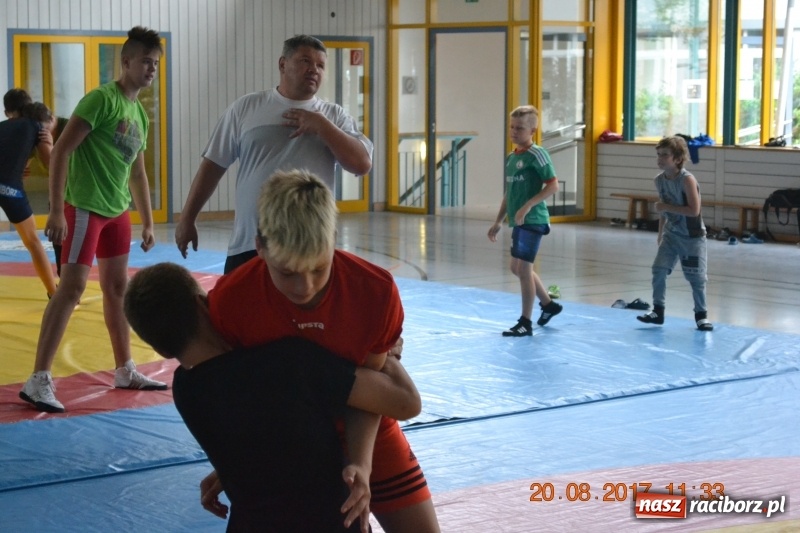 Zdjęcie w galerii na portalu naszraciborz.pl: Zapaśnicy MKZ Unia Racibórz po zgrupowaniu w Niemczech wiadomości z regionu