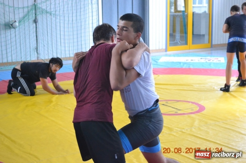 Zdjęcie w galerii na portalu naszraciborz.pl: Zapaśnicy MKZ Unia Racibórz po zgrupowaniu w Niemczech wiadomości z regionu