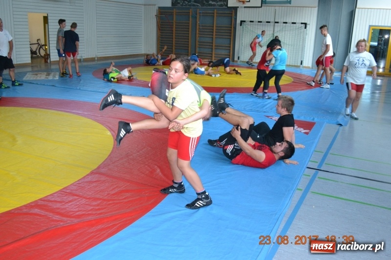 Zdjęcie w galerii na portalu naszraciborz.pl: Zapaśnicy MKZ Unia Racibórz po zgrupowaniu w Niemczech wiadomości z regionu