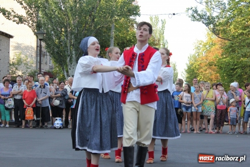 Zdjęcie w galerii na portalu naszraciborz.pl: Zespół taneczny Łężczok reprezentował Polskę na Ukrainie  wiadomości z regionu