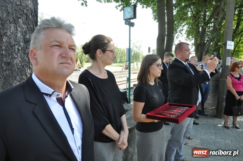 Zdjęcie w galerii na portalu naszraciborz.pl: Krzyżanowice mają nowy dworzec kolejowy wiadomości z regionu