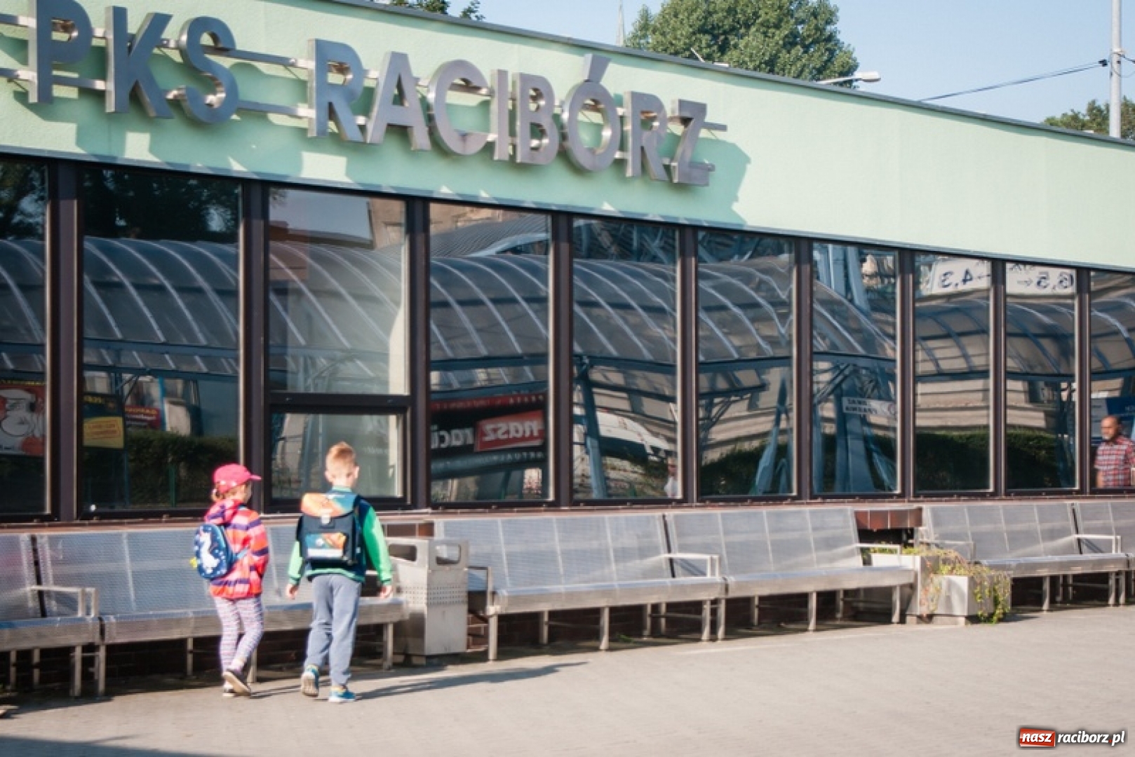 Zdjęcie w galerii na portalu naszraciborz.pl: Nowy rok szkolny – nowy rozkład jazdy. PKS Racibórz wprowadza zmiany wiadomości z regionu