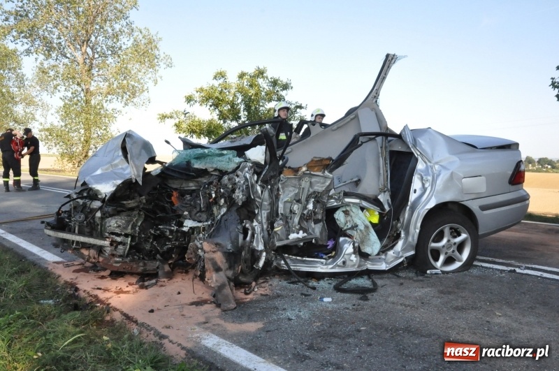 Zdjęcie w galerii na portalu naszraciborz.pl: Tragiczny wypadek na DW 416 Racibórz - Pietrowice Wielkie. Te zdjęcia to OSTRZEŻENIE  wiadomości z regionu