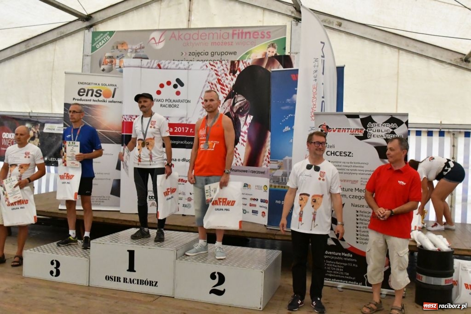 Zdjęcie w galerii na portalu naszraciborz.pl: Biegacze Rafako S.A. wicemistrzami w III Mistrzostwach Polski Energetyków w Półmaratonie wiadomości z regionu