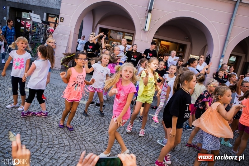 Zdjęcie w galerii na portalu naszraciborz.pl: RCK przyjmuje już zapisy na zajęcia wakacyjne  wiadomości z regionu