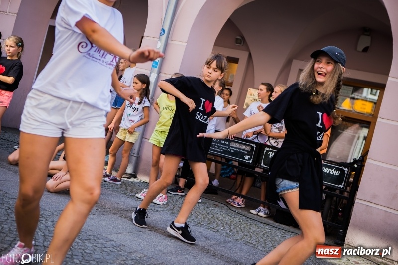 Zdjęcie w galerii na portalu naszraciborz.pl: RCK przyjmuje już zapisy na zajęcia wakacyjne  wiadomości z regionu