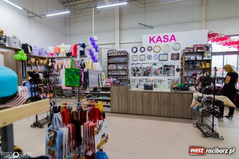 Zdjęcie w galerii na portalu naszraciborz.pl: Centrum Chińskie otwarło się dziś na nowo wiadomości z regionu