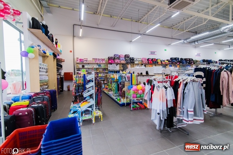 Zdjęcie w galerii na portalu naszraciborz.pl: Centrum Chińskie otwarło się dziś na nowo wiadomości z regionu