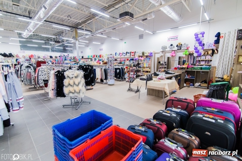 Zdjęcie w galerii na portalu naszraciborz.pl: Centrum Chińskie otwarło się dziś na nowo wiadomości z regionu