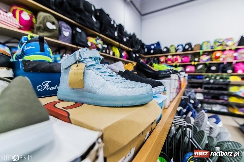 Zdjęcie w galerii na portalu naszraciborz.pl: Centrum Chińskie otwarło się dziś na nowo wiadomości z regionu