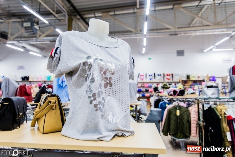 Zdjęcie w galerii na portalu naszraciborz.pl: Centrum Chińskie otwarło się dziś na nowo wiadomości z regionu